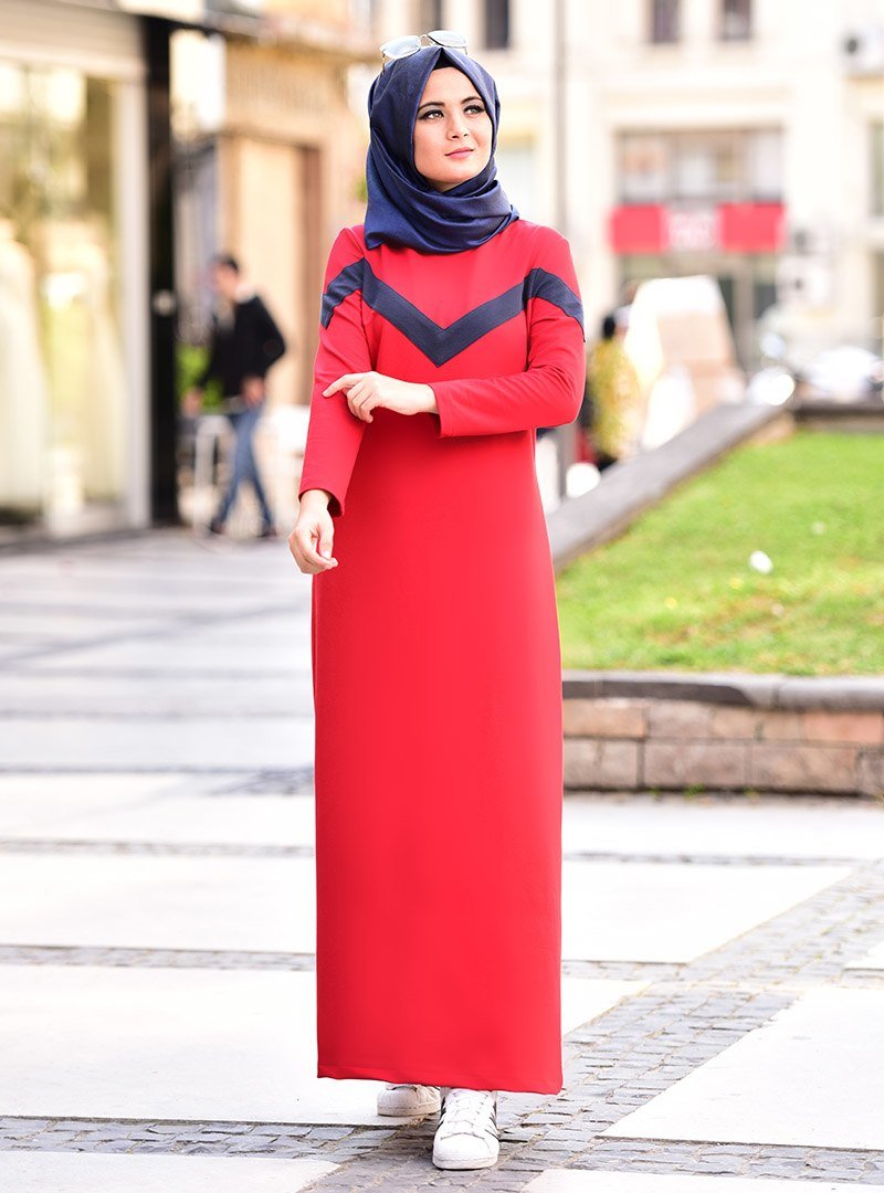 Nurgül Çakır Kırmızı Elsa Spor Elbise