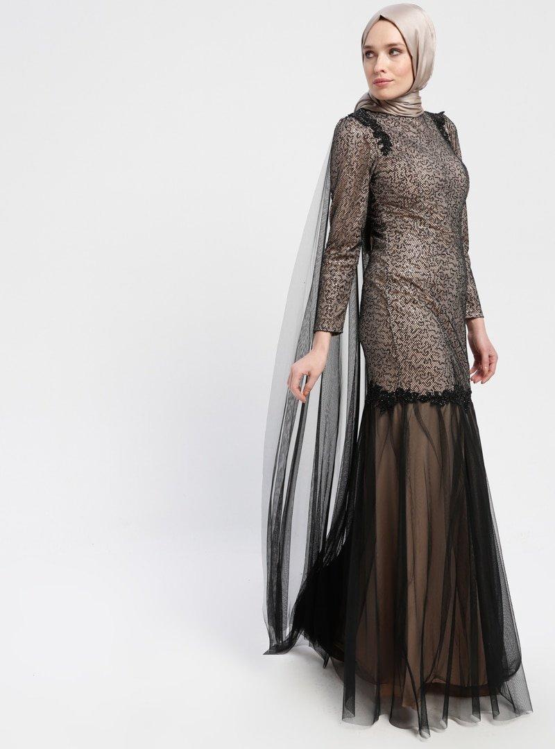 Sew&Design Siyah Pelerin Detaylı Payetli Abiye Elbise