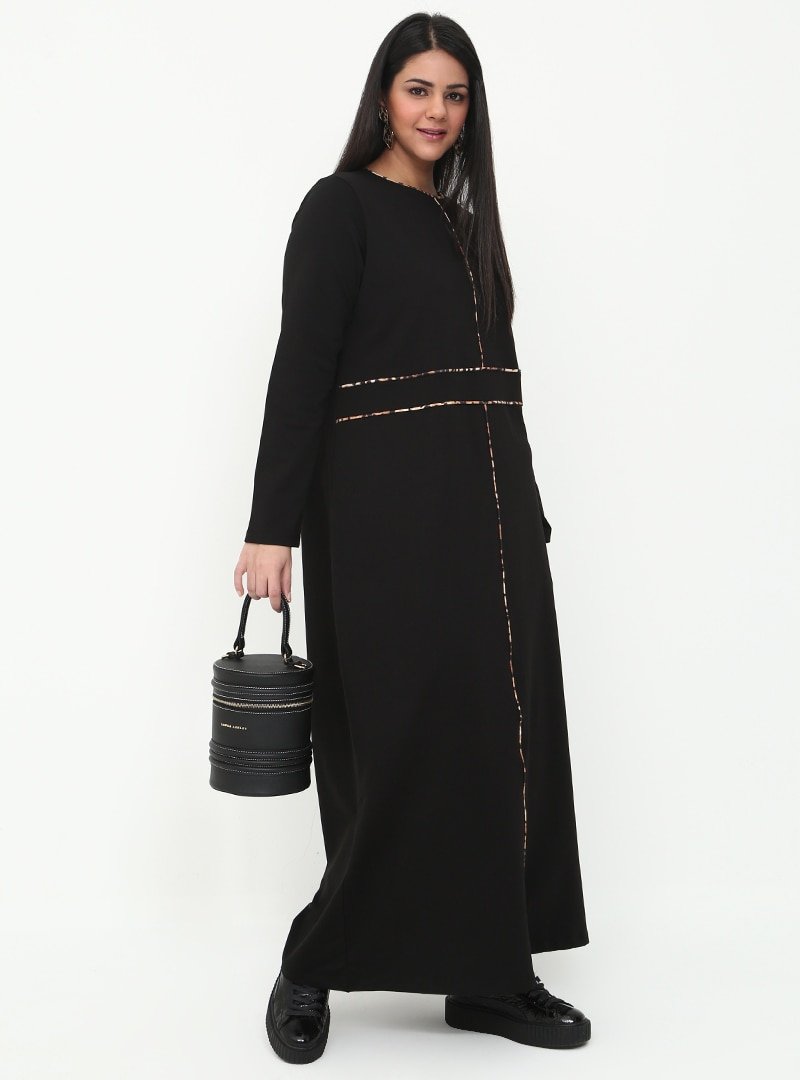 Alia Siyah Biye Detaylı Elbise