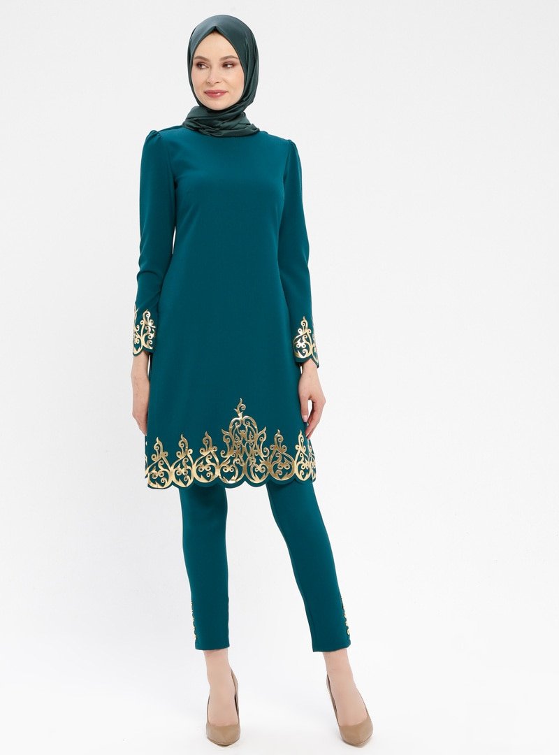 AYŞE MELEK TASARIM Zümrüt Yeşili Gold Aplike Abiye Elbise Tunik&Pantolon İkili Takım