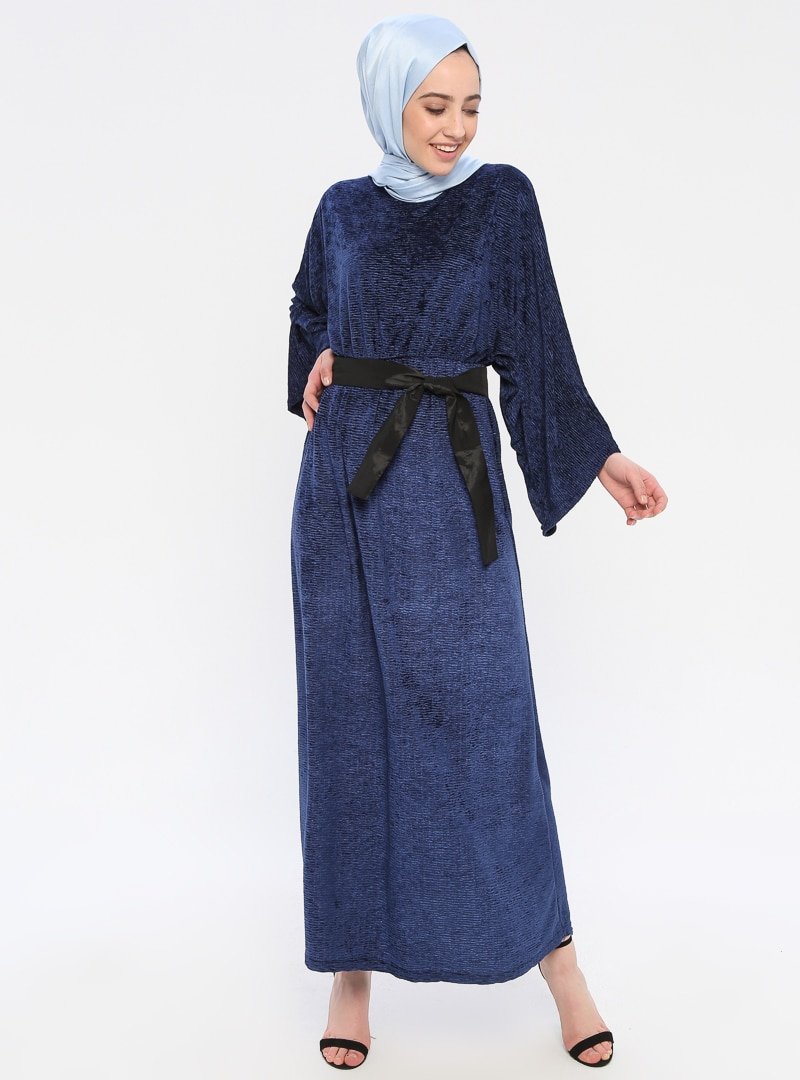 Meryem Acar Mavi Kuşak Detaylı Elbise