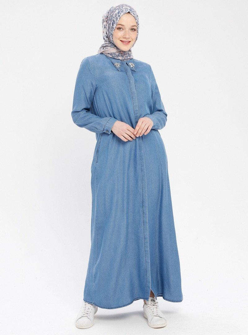Neways Mavi Doğal Kumaşlı Yakası Taşlı Kot Elbise