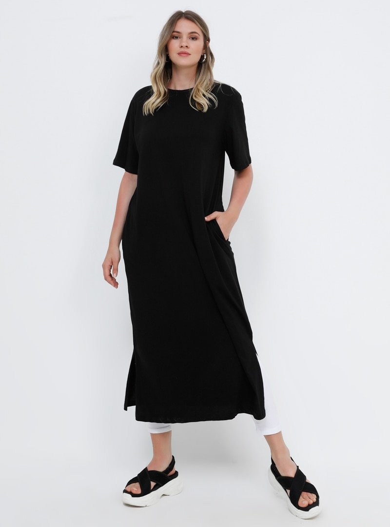 Alia Siyah Doğal Kumaşlı Yırtmaç Detaylı Tunik Elbise