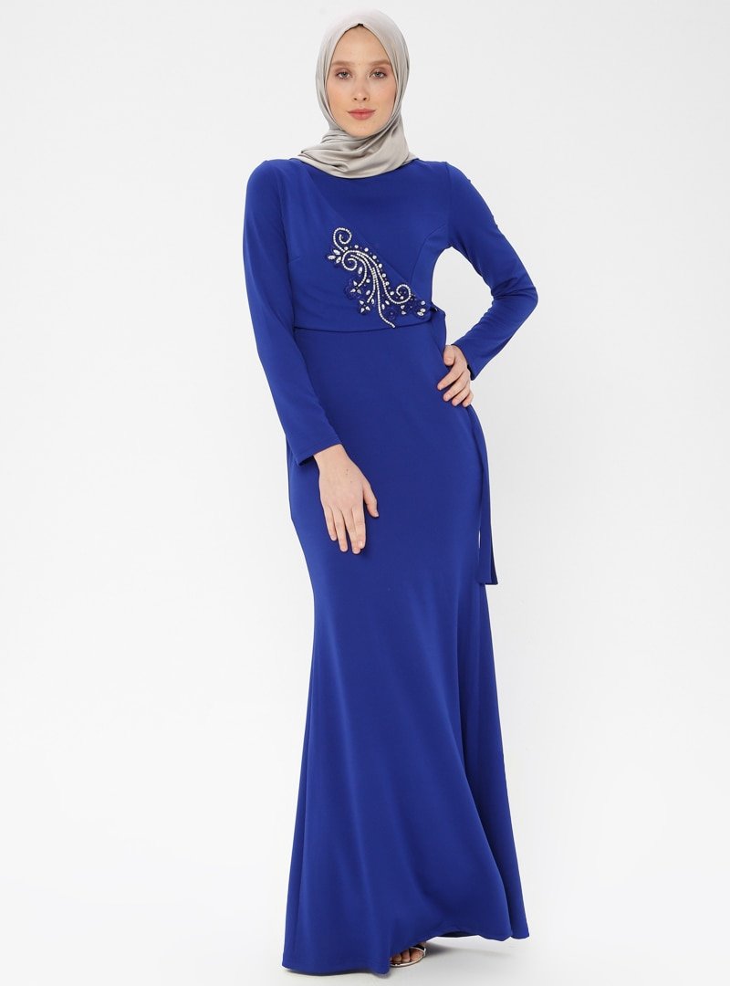 Arin Saks Mavisi Taş İşlemeli Krep Balık Abiye Elbise