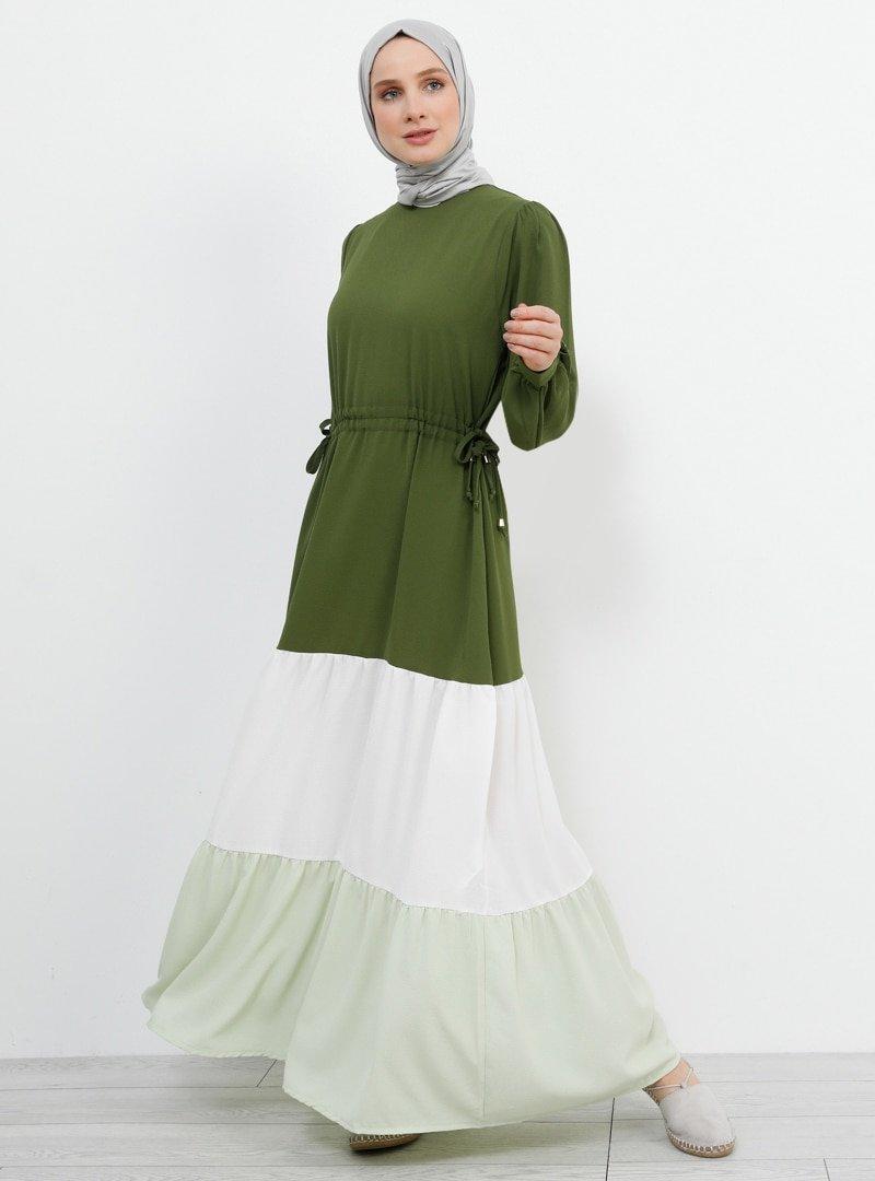 Refka Çimen Yeşili Beli Bağlamalı Garnili Elbise