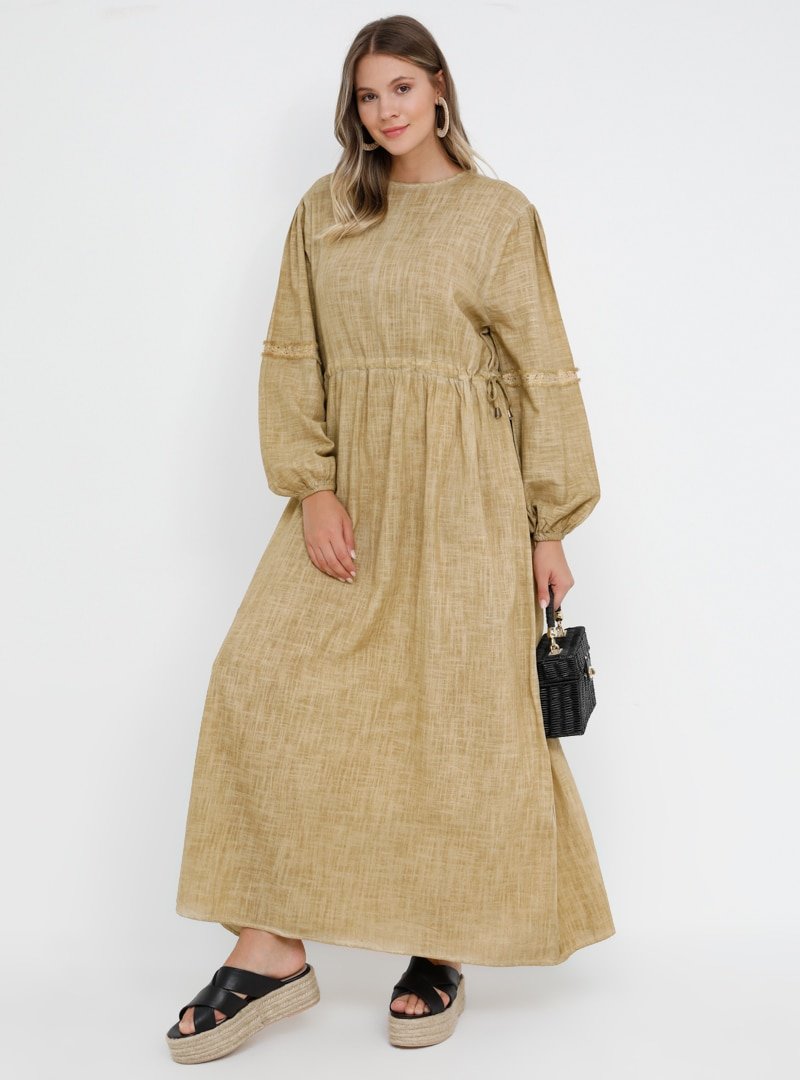 Alia Camel Doğal Kumaşlı Beli Bağcıklı Elbise