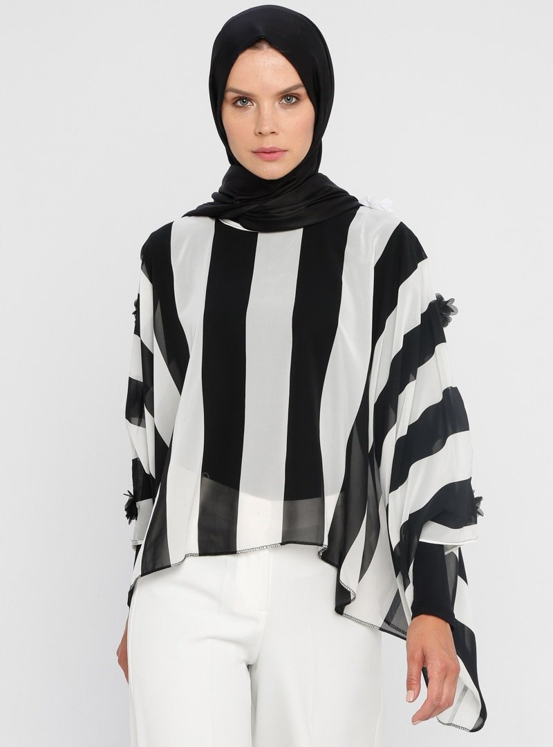 Tuncay Ekru Siyah Şifon Çizgi Detaylı Panço