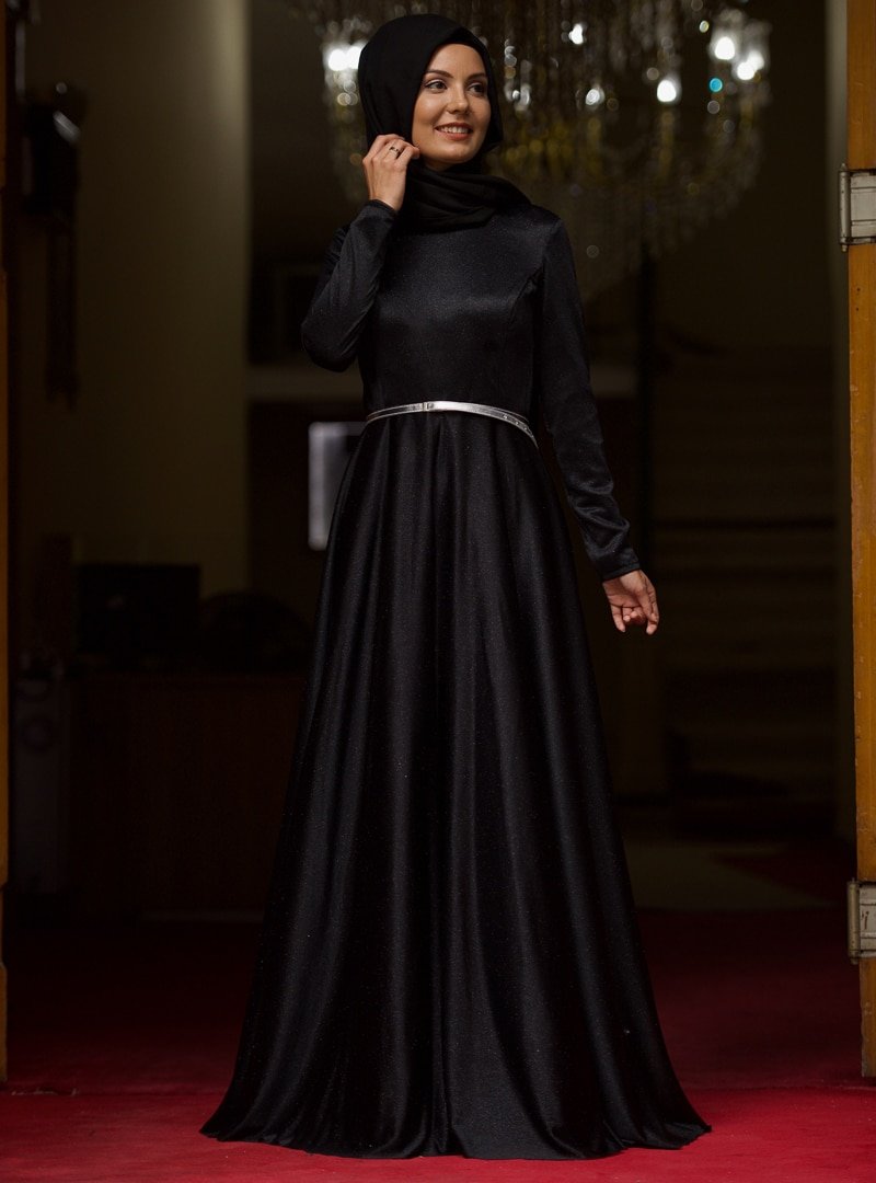 Nurgül Çakır Siyah Işıl Abiye Elbise