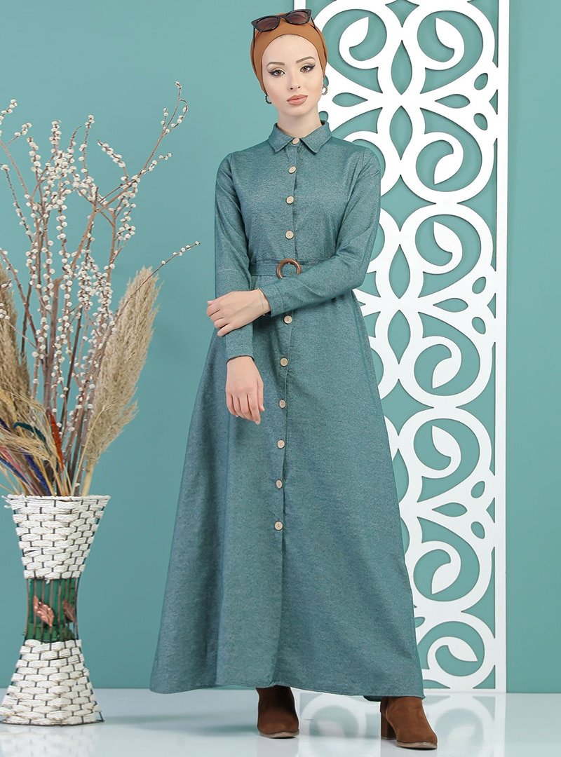 Tofisa Zümrüt Boydan Düğme Detaylı Elbise