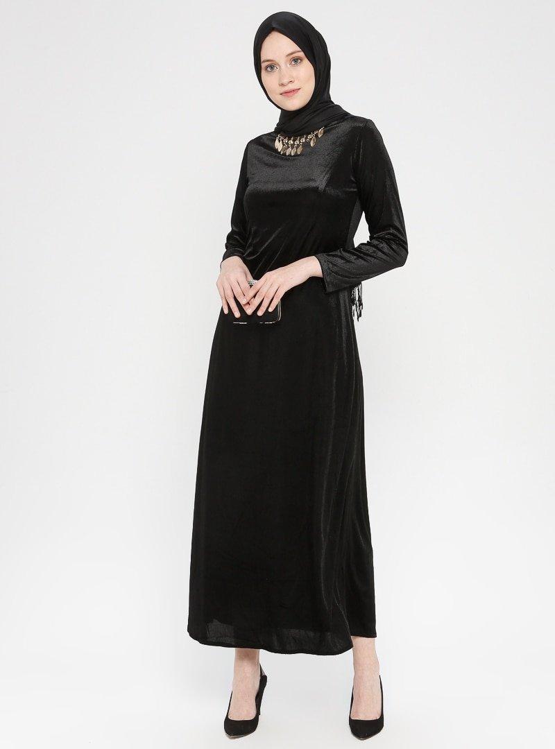 MEKSİLA Siyah Kolyeli Kadife Elbise
