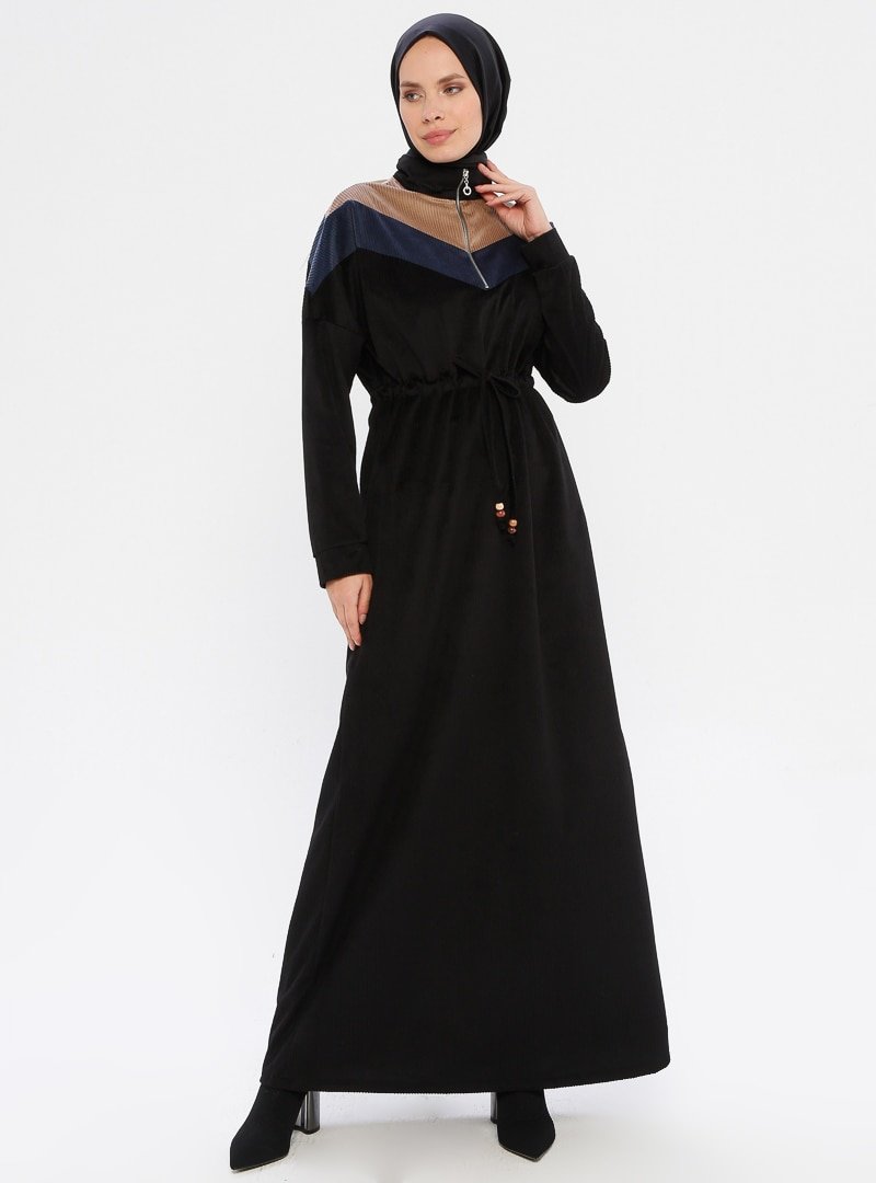 Ginezza Siyah Taş Belden Büzgülü Elbise