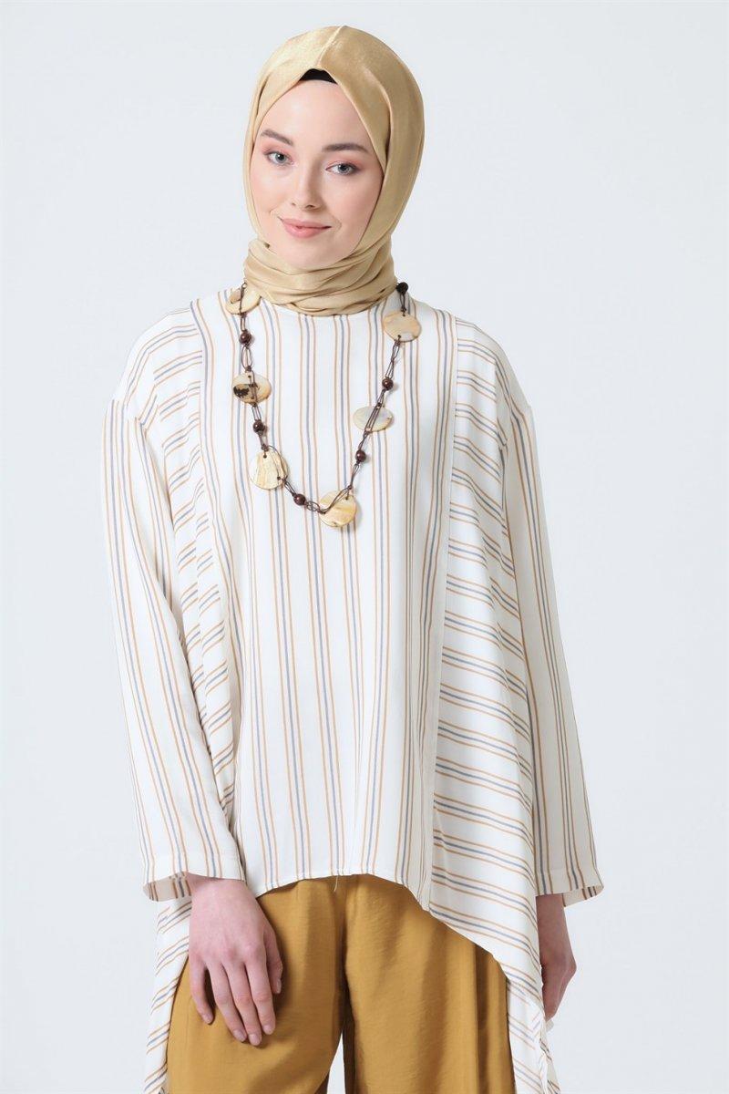 Armine Safran Kolye Aksesuarlı Bluz