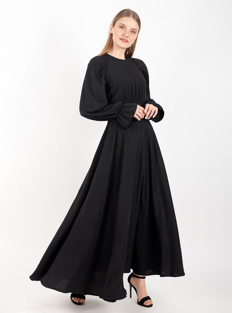 Puane Siyah Büzgülü Elbise
