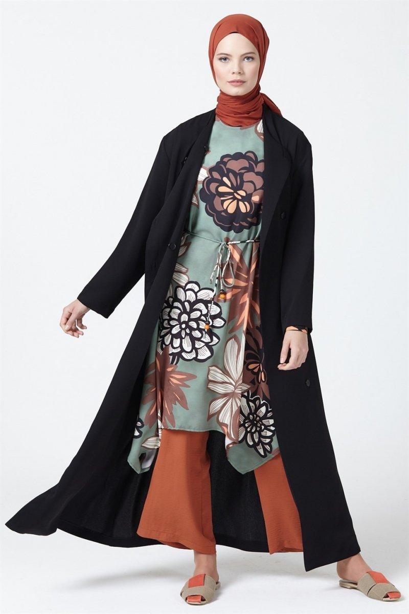 Armine Siyah Kemerli Pardesü