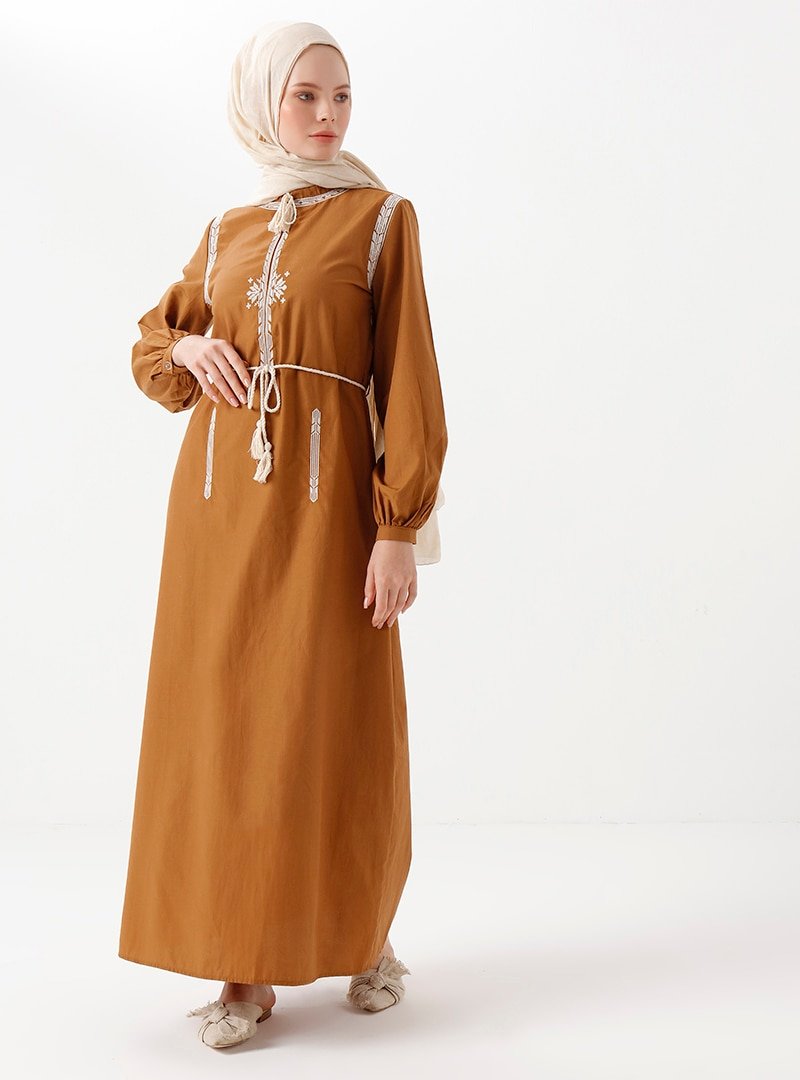 Phull Camel Nakış Detaylı Elbise