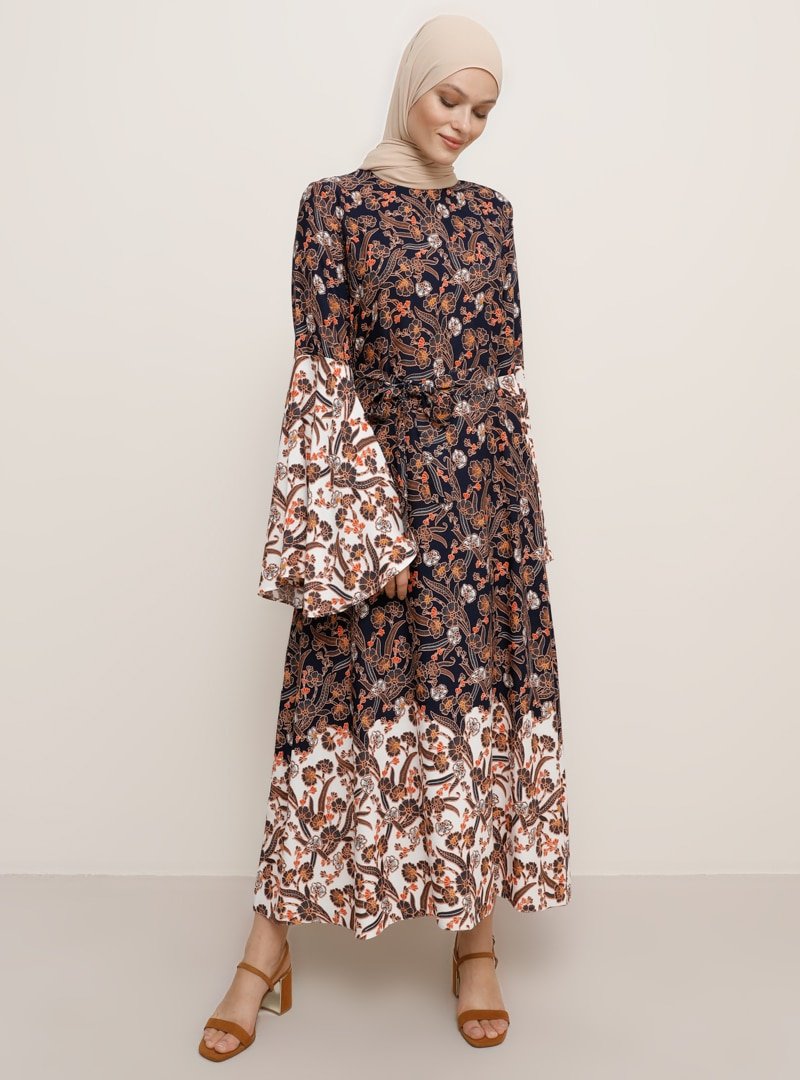 Refka Kahverengi Doğal Kumaşlı İspanyol Kollu Desenli Elbise