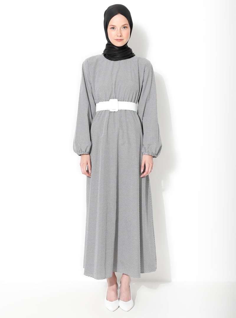 Sevit-Li Beyaz Siyah Pötikare Elbise