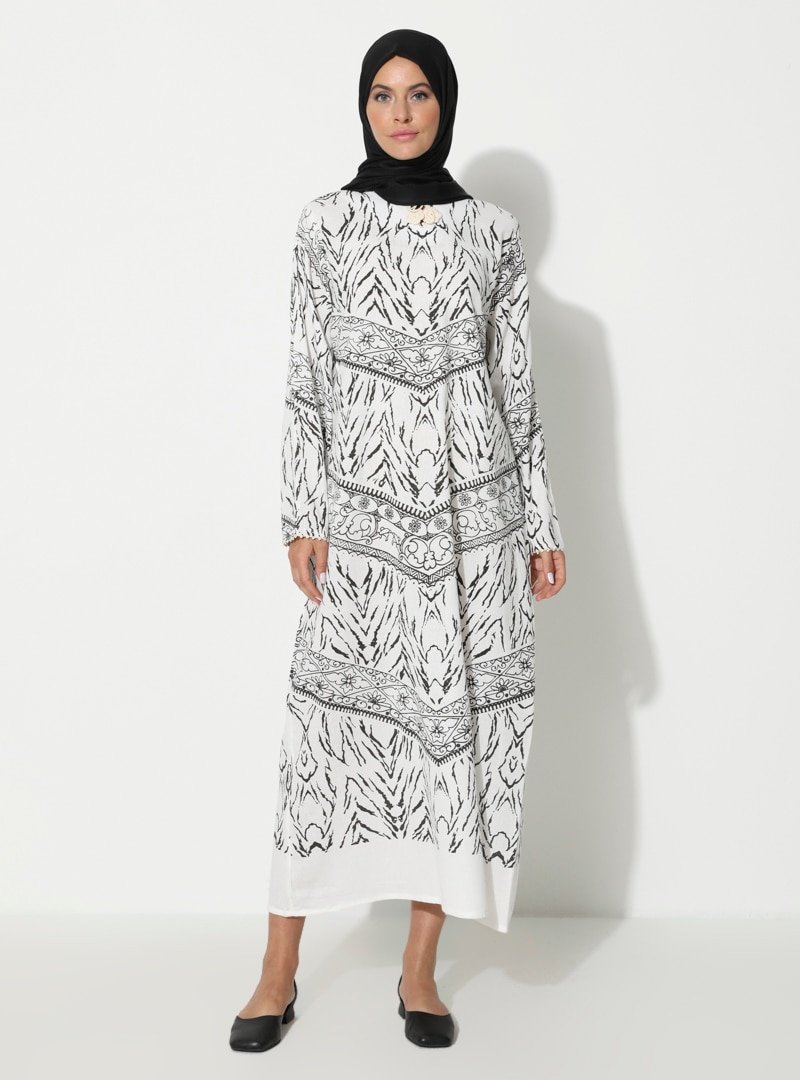 Çıkrıkçı Krem Şile Bezi Doğal Kumaşlı Desenli Elbise