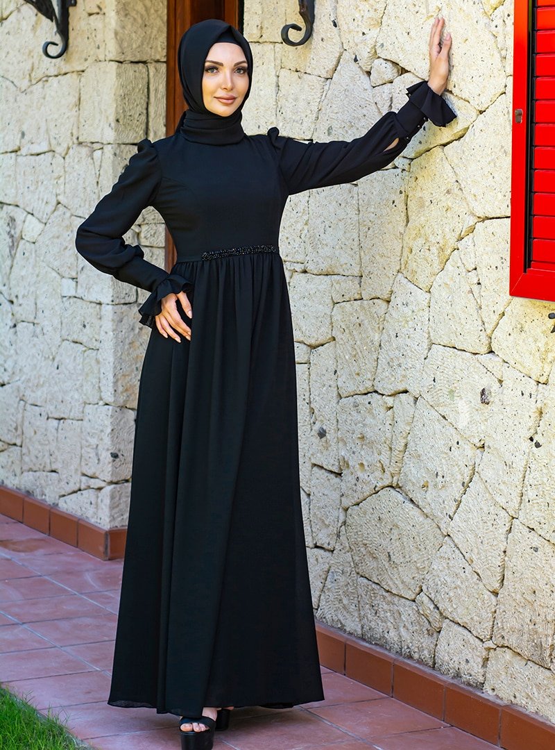 Nurkombin Siyah Volan Kollu Abiye Elbise
