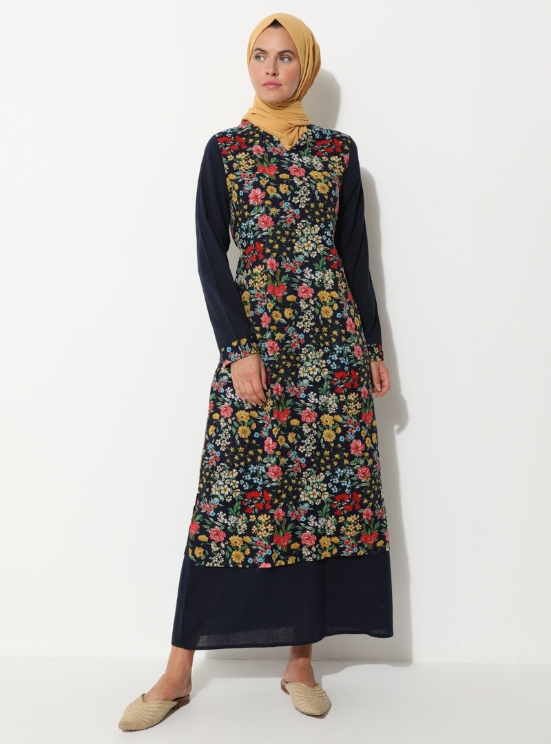 Çıkrıkçı Lacivert Şile Bezi Çiçek Desenli Elbise