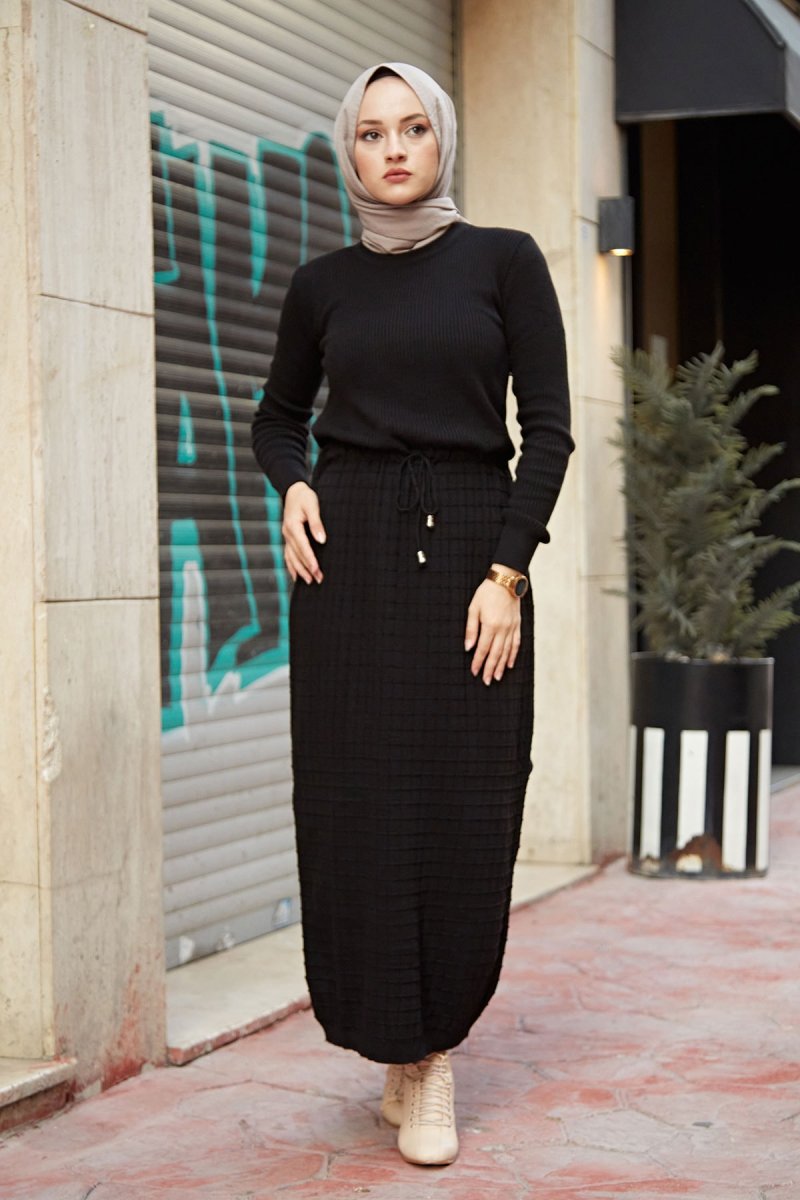 Festmoda Siyah Beli Büzgülü Triko Elbise
