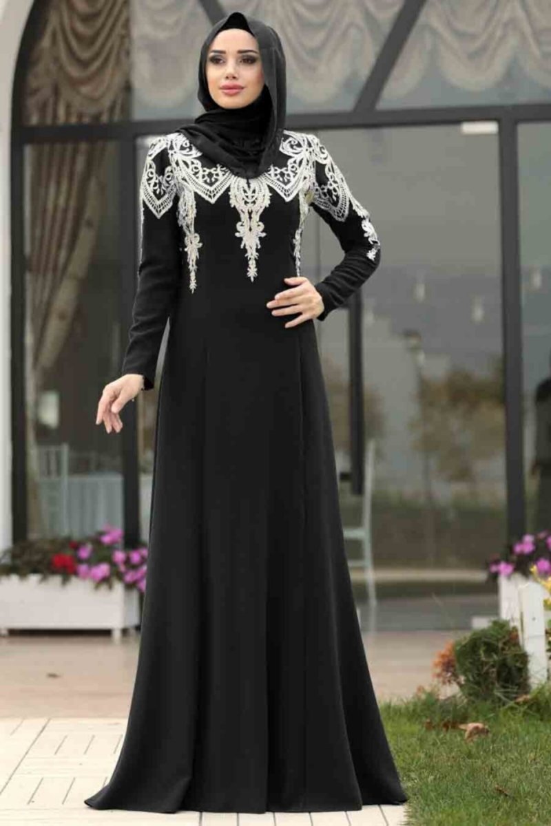 Neva Style Siyah Üstü Dantel Detaylı Abiye Elbise