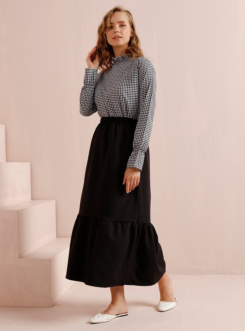 Ceylan Otantik Siyah Fırfırlı Etek