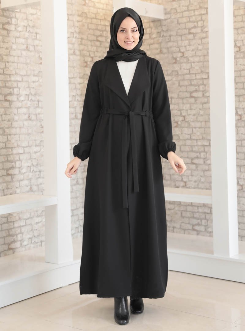 Fashion Showcase Design Siyah Şal Yaka Uzun Kap