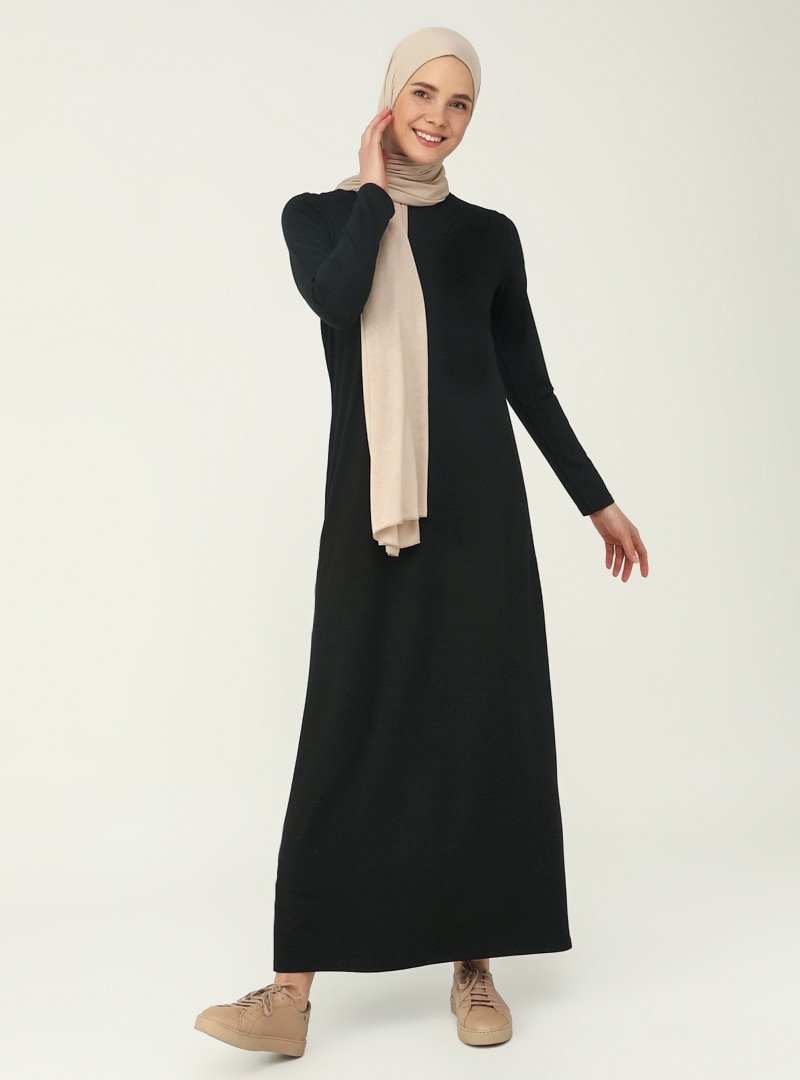 Refka Siyah Viskon Kumaşlı Basic Elbise