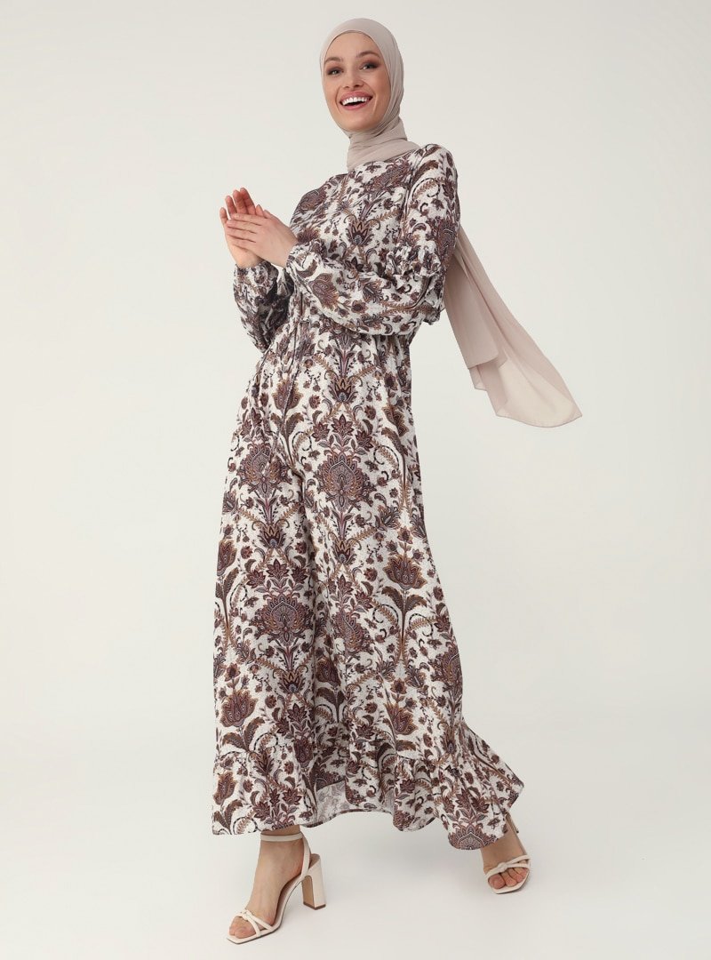 Refka Bej Doğal Kumaşlı Fırfır Detaylı Çiçek Desenli Elbise