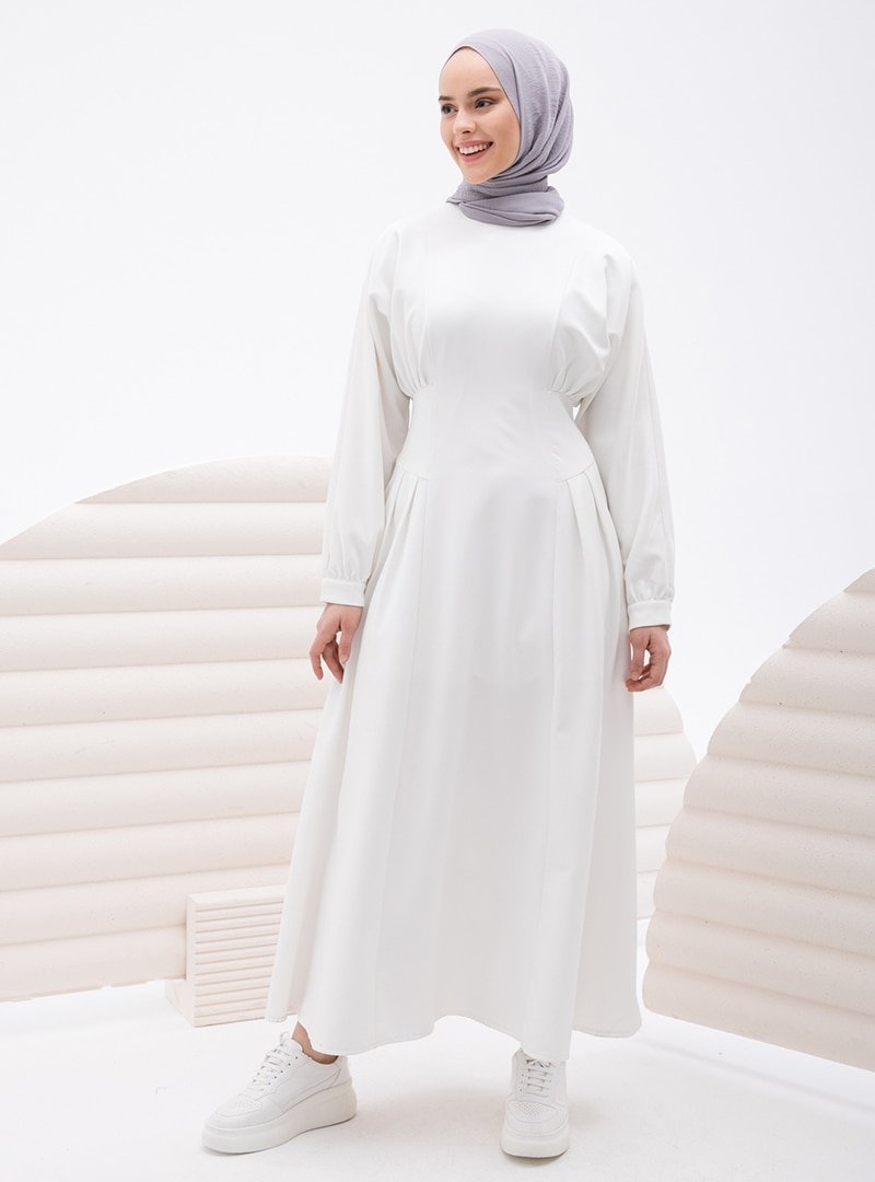 İnşirah Beyaz Düz Renk Elbise