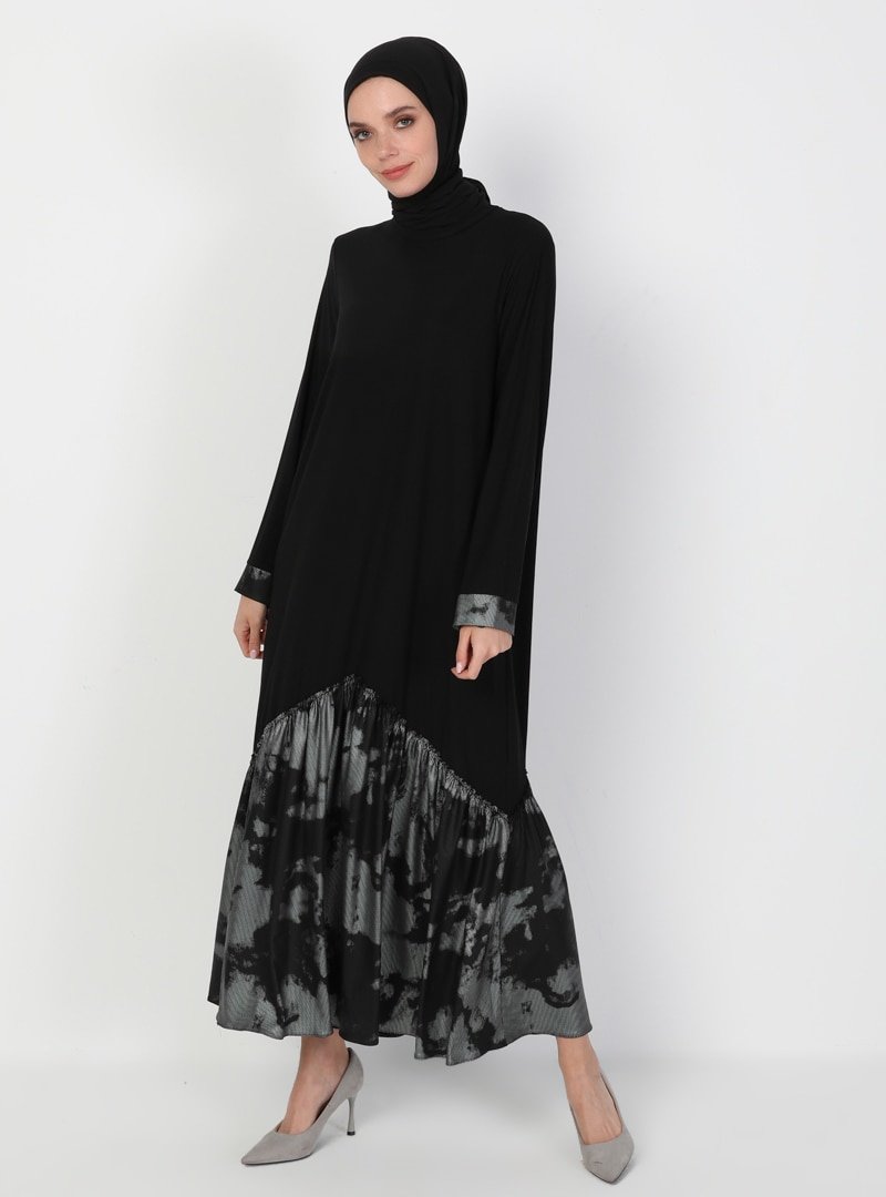Puane Siyah Kol Ucu ve Eteği Desenli Elbise