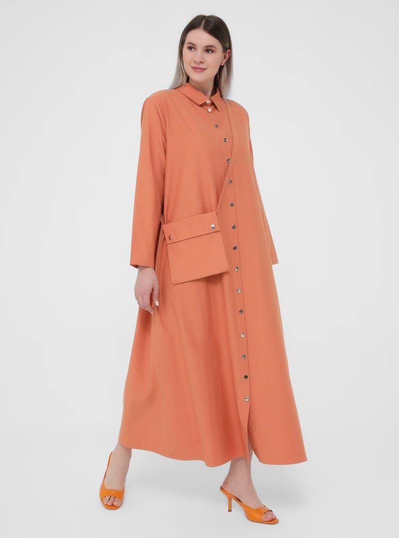 Alia Şeftali Büyük Beden Düğme Detaylı Çanta Aksesuarlı Fit Elbise