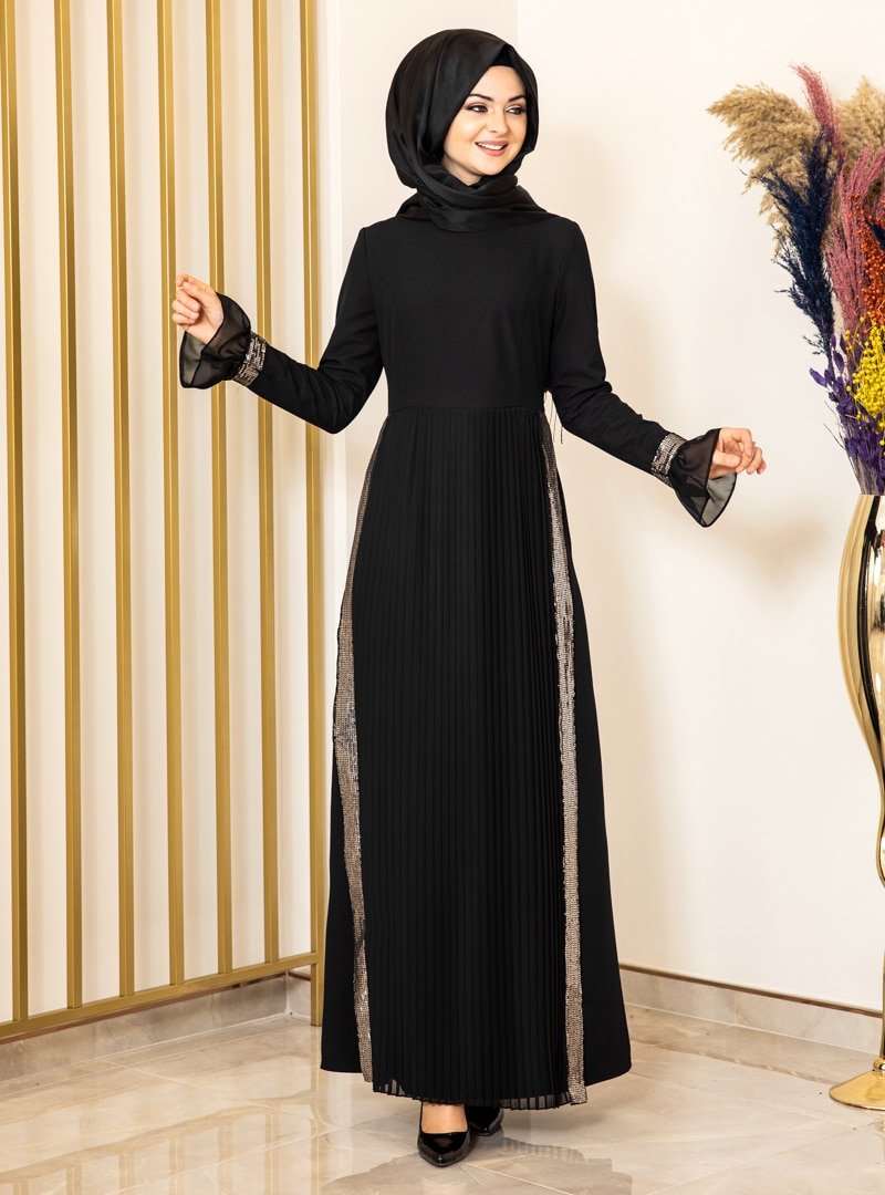 Fashion Showcase Design Siyah Eylül Abiye Elbise
