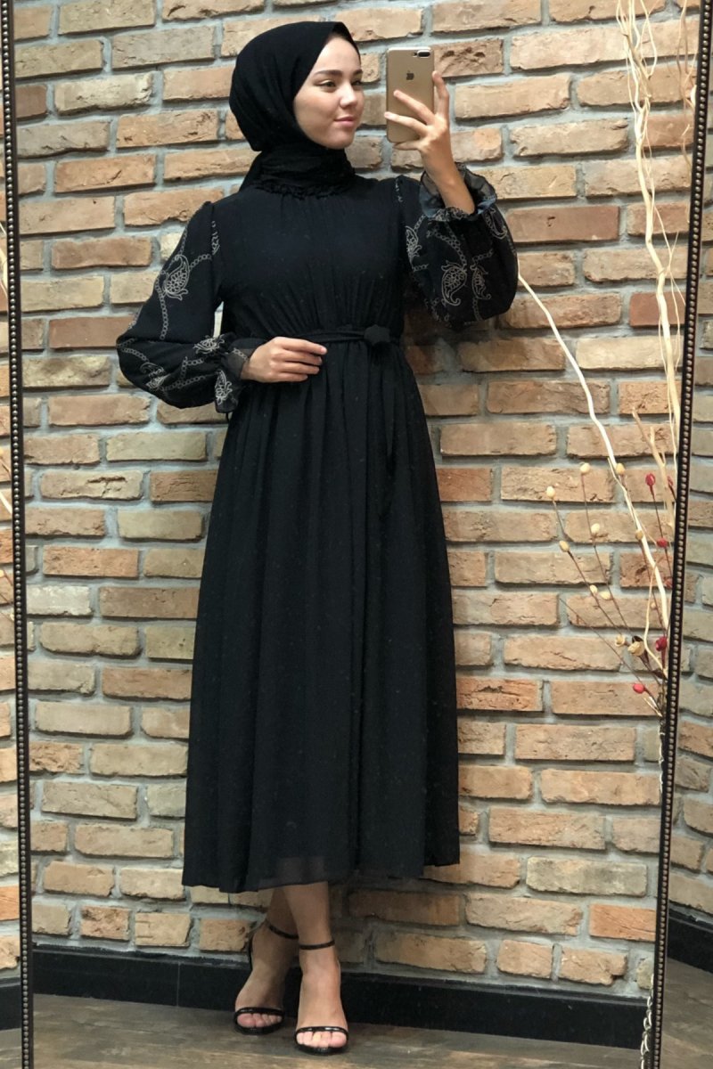 Meqlife Siyah Özel Dokumalı Elbise