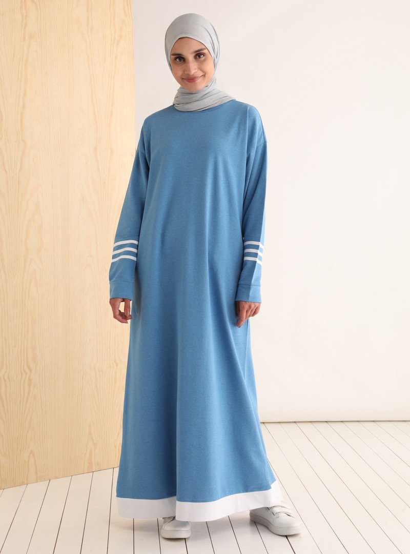 Tavin Mavi Kolları Şerit Detaylı Elbise