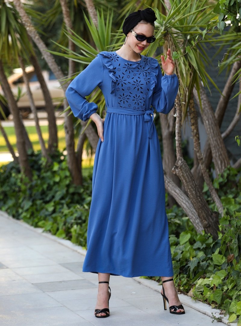 Selma Sarı Design Mavi Lazer Kesim Detaylı Beli Büzgülü Elbise