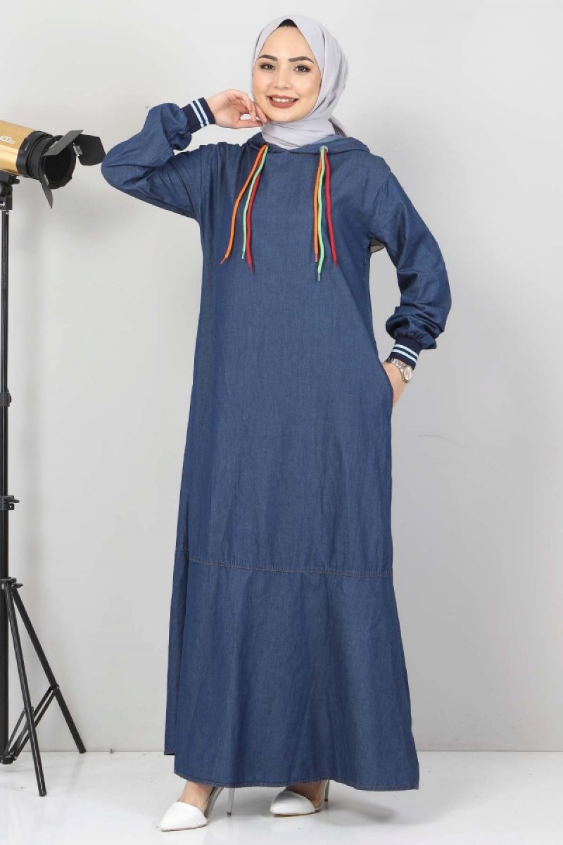 Tesettür Dünyası Koyu Mavi Bağcık Detaylı Kapüşonlu Kot Elbise