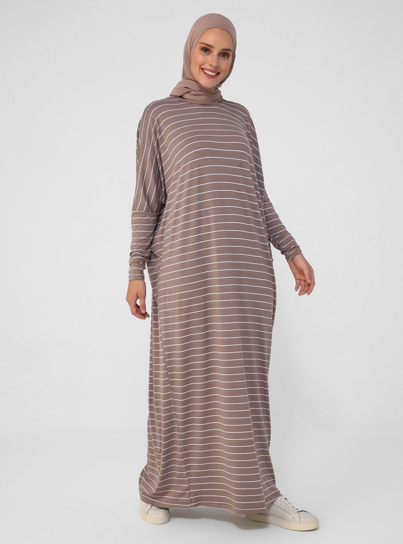 Refka Vizon Cep Detaylı Çizgili Doğal Kumaşlı Rahat Kesim Elbise