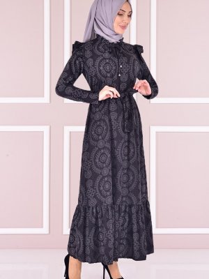 Moda Merve Siyah Kuşaklı Elbise