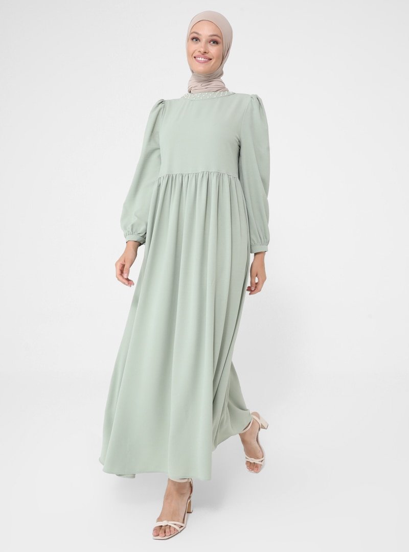Refka Mint Yeşili Yakası İnci Detaylı Elbise