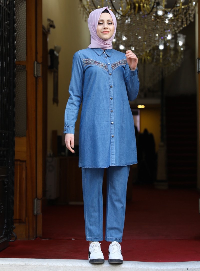 Amine Hüma Koyu Mavi İşlemeli Tunik&Pantolon İkili Kot Takım