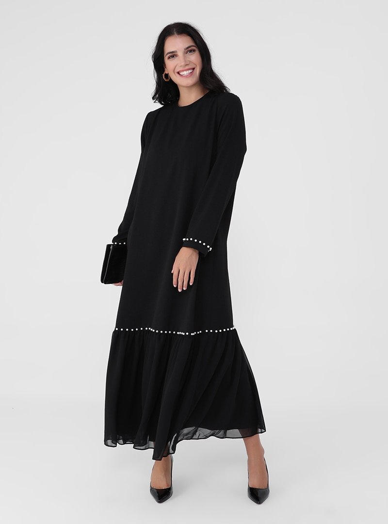 Alia Siyah Büyük Beden İnci Detaylı Elbise