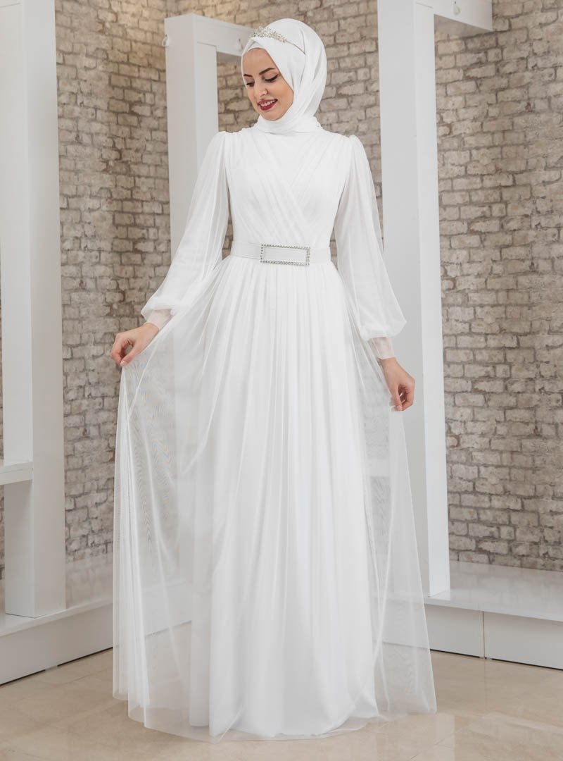 Fashion Showcase Design Ekru Taş Detaylı Tüllü Abiye Elbise