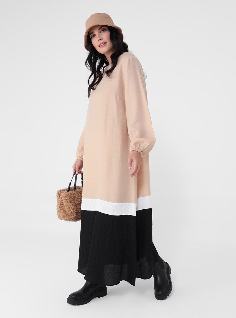 Alia Ekru Siyah Bej Büyük Beden Renk Bloklu Elbise