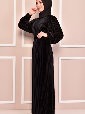 Moda Merve Siyah Piliseli Kadife Elbise