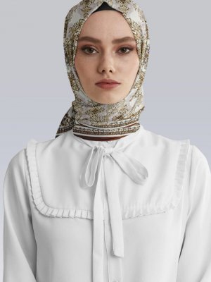 Modabutik Bej Vintage Desenli Saten Eşarp