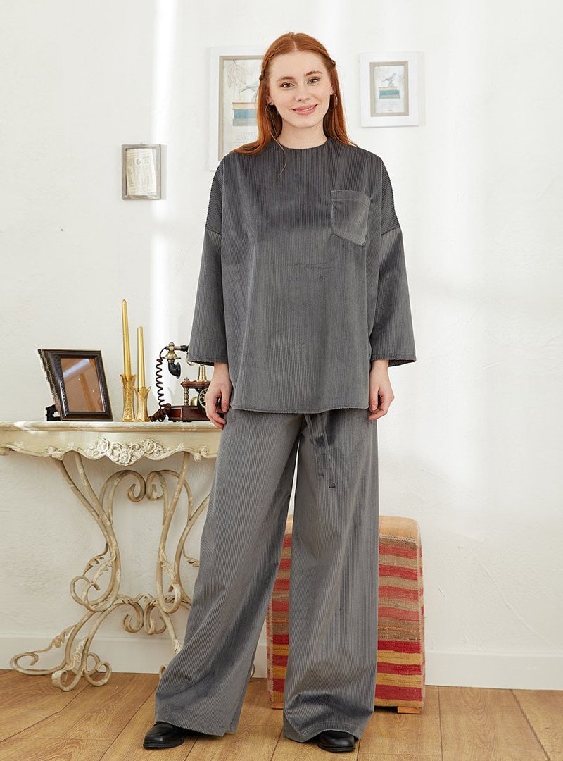 Ceylan Otantik Gri Kadife Bol Paça Pantolon