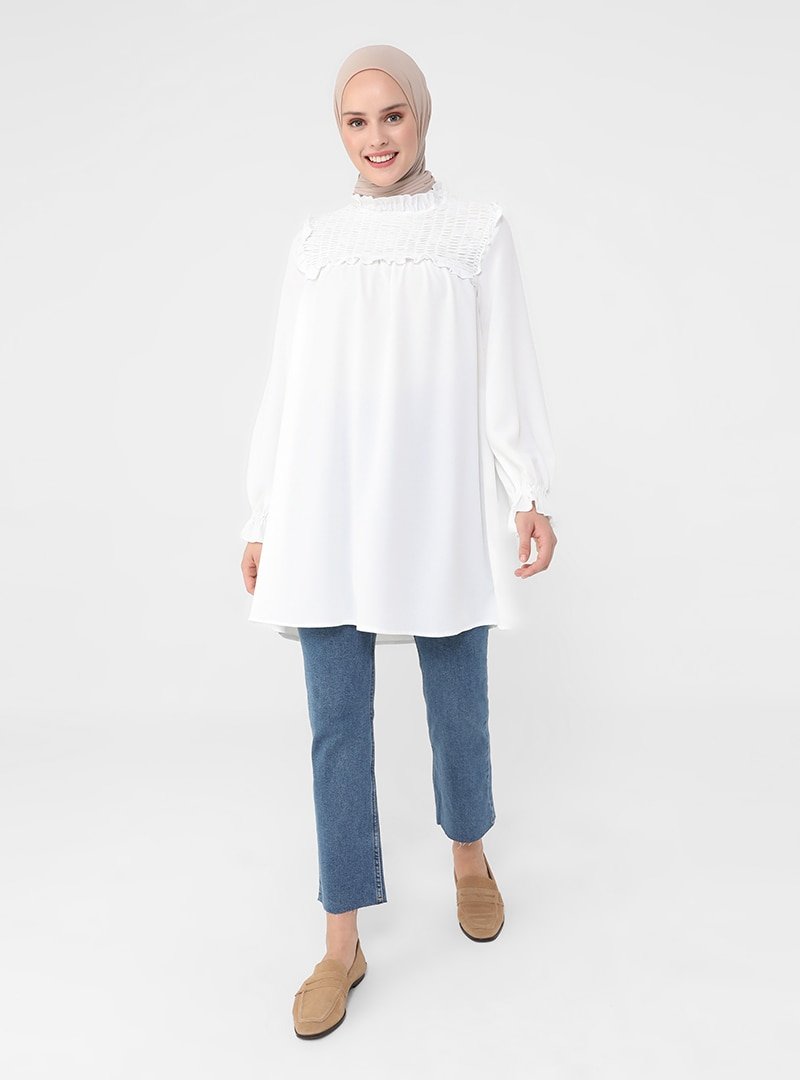 Refka Off White Gipe Ve Fırfır Detaylı Aerobin Tunik