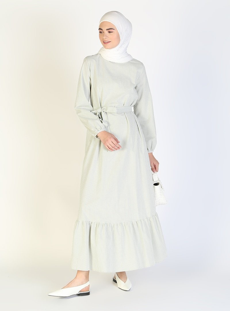 Rabia Karancı Yeşil Beyaz Kare Desenli Elbise